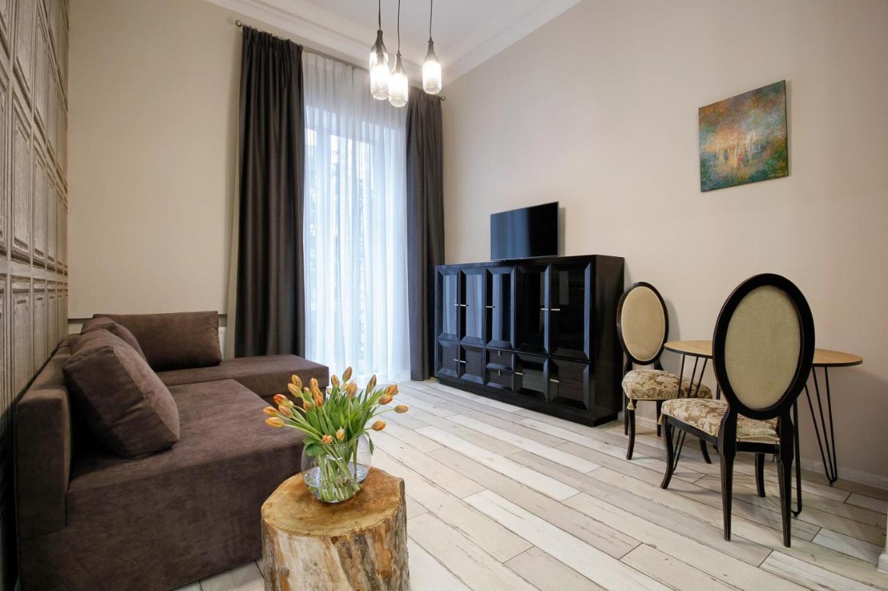 D5 Apartments โอเดสซา ภายนอก รูปภาพ